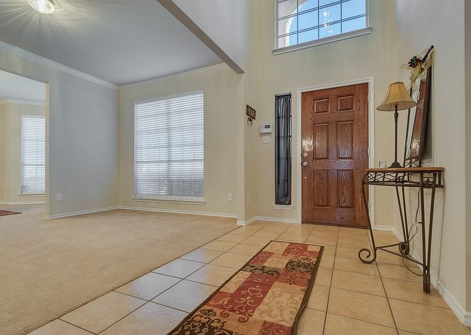 kana✩ 7822 Winona Ct, Annandale, VA 22003 | Zillow