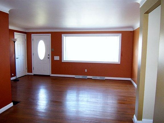3rd image of 3126 Westbourne Dr
