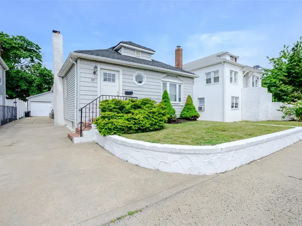 20 Marina Road, Island Park, NY 11558