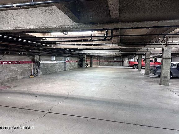3rd image of 4109 Lynn Dr APT 221