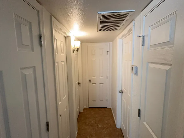 926 & 934 W 8th Pl — Photo 18