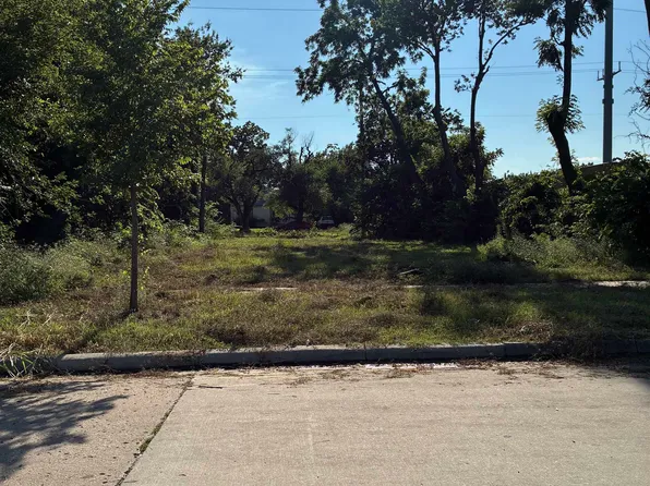1307 N Kansas Ave, Wichita, KS 67214