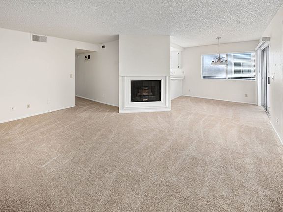 3rd image of 26914 Rainbow Glen Dr Unit 215
