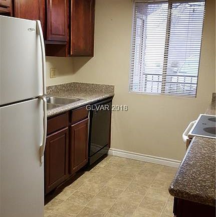4th image of 5286 River Glen Dr Unit 424