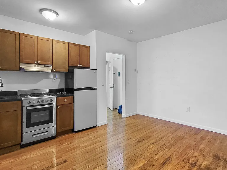 150 W 140th St #3C — Photo 4