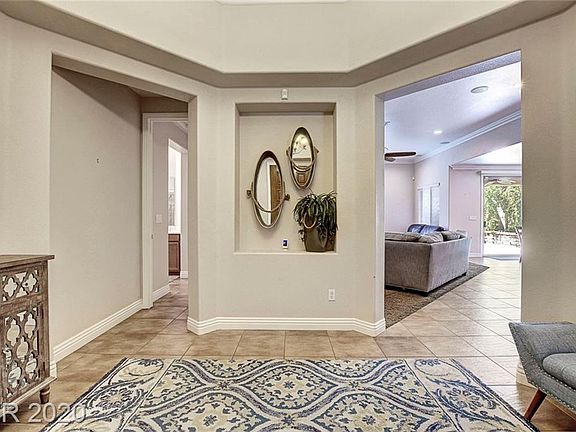 4th image of 10025 Scenic Walk Ave