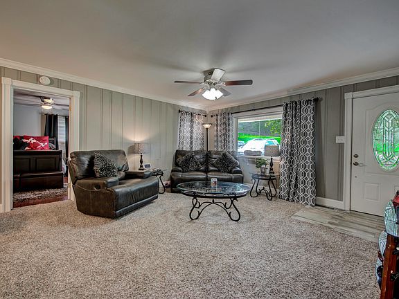 4th image of 355 Cusick Cir