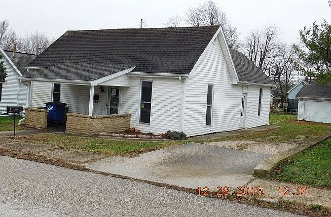 2nd image of 1614 8th St