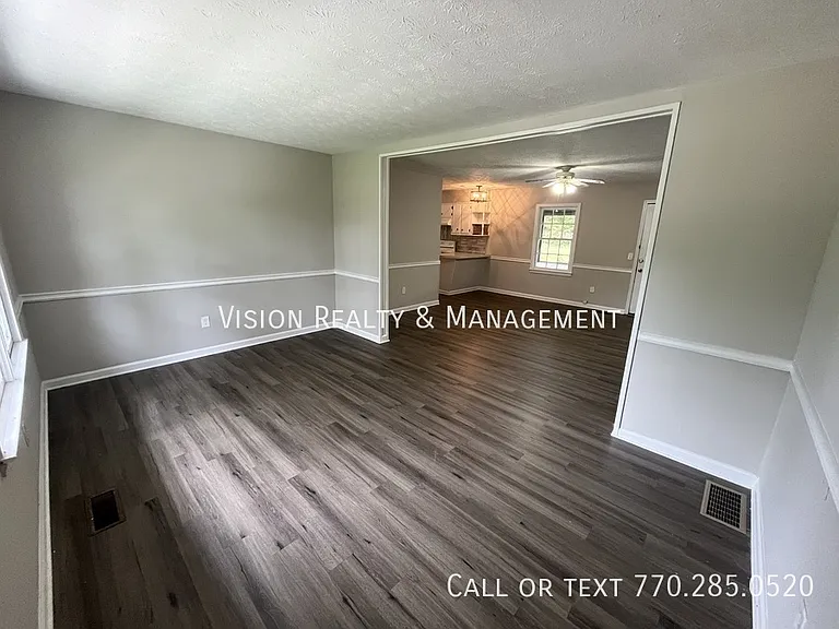 153 Carroll Cir — Photo 7