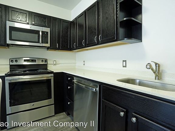 2nd image of 3515 Hoyt Ave APT 113