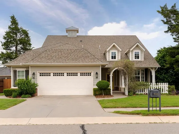 4816 Deerfield Dr, Edmond, OK 73034