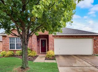 6004 Moor Hen Dr, Denton, TX 76208