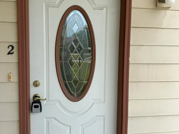 911 Herriot Dr APT 2, Mauston, WI 53948