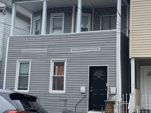 28 Jackson St, Passaic City, NJ 07055