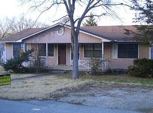 705 Winchester St, Flippin, AR 72634