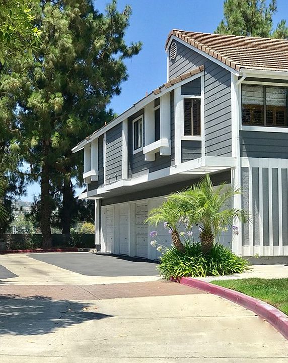1st image of 13 Bramble Ln #180