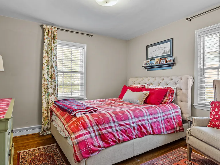 2100 Villa Dr — Photo 18