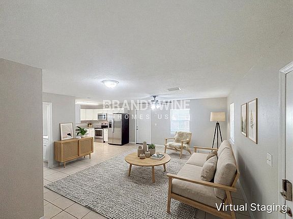3rd image of 803 E Baker St