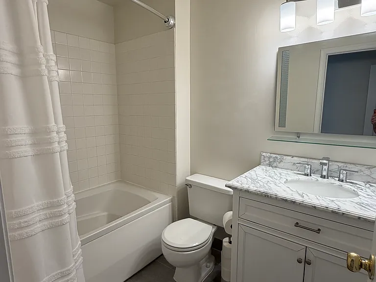 2802 Emma Lee St #302 — Photo 16