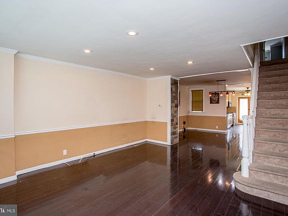 5th image of 5109 Oxford Ave