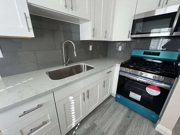 5th image of 2705 W Main St #2705E