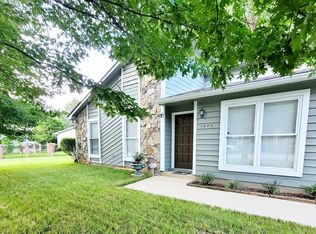 1475 Woodington Cir, Lawrenceville, GA 30044
