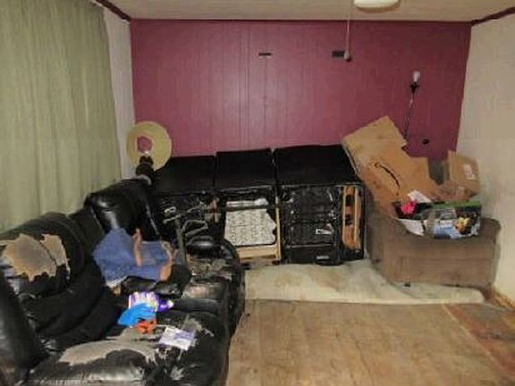 3rd image of 28 E Hazard St