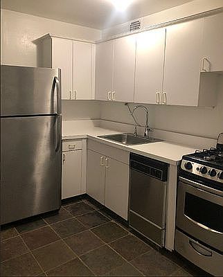 4th image of 66 Madison Ave APT 1E