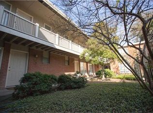 3702 Flora St APT 4, Houston, TX 77006