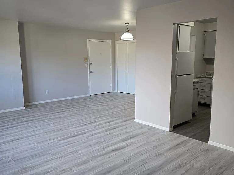 454 S Saint Bernard Dr #3 — Photo 1