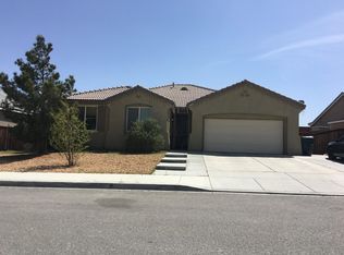 14057 Snowbird Ln, Victorville, CA 92394