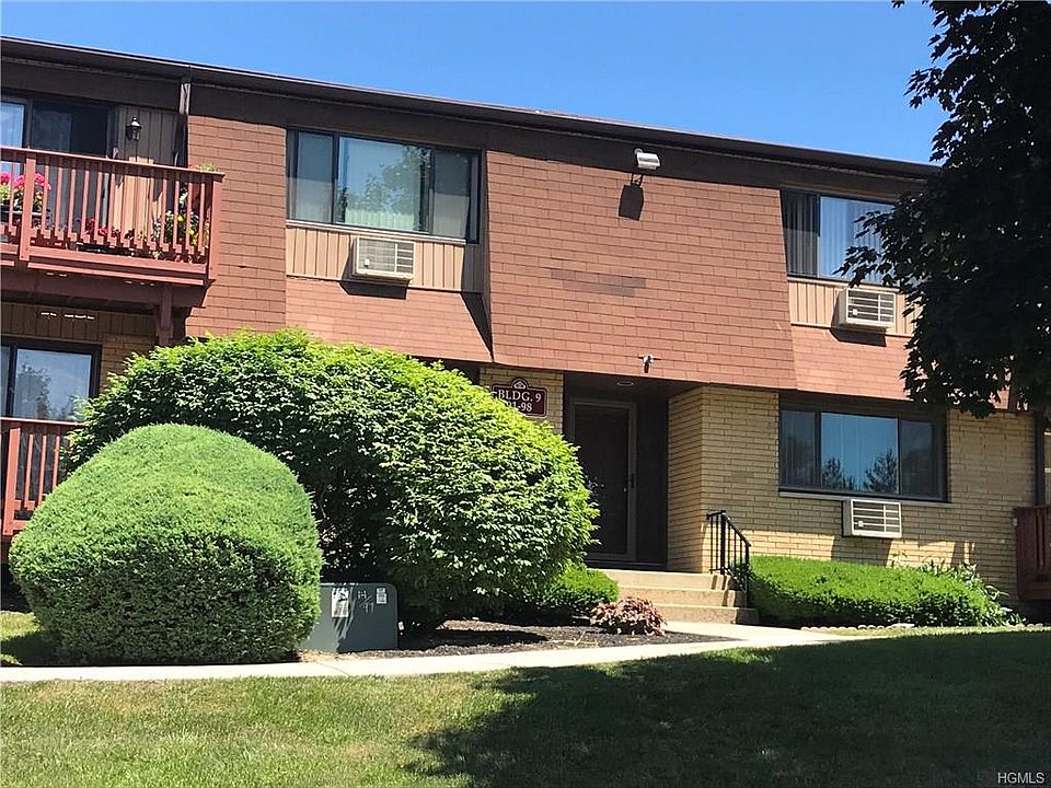 1st image of 98 Richard Ct