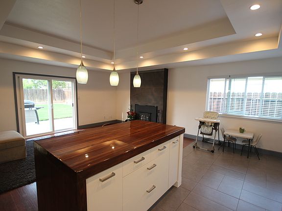 3rd image of 5867 E Saginaw Way