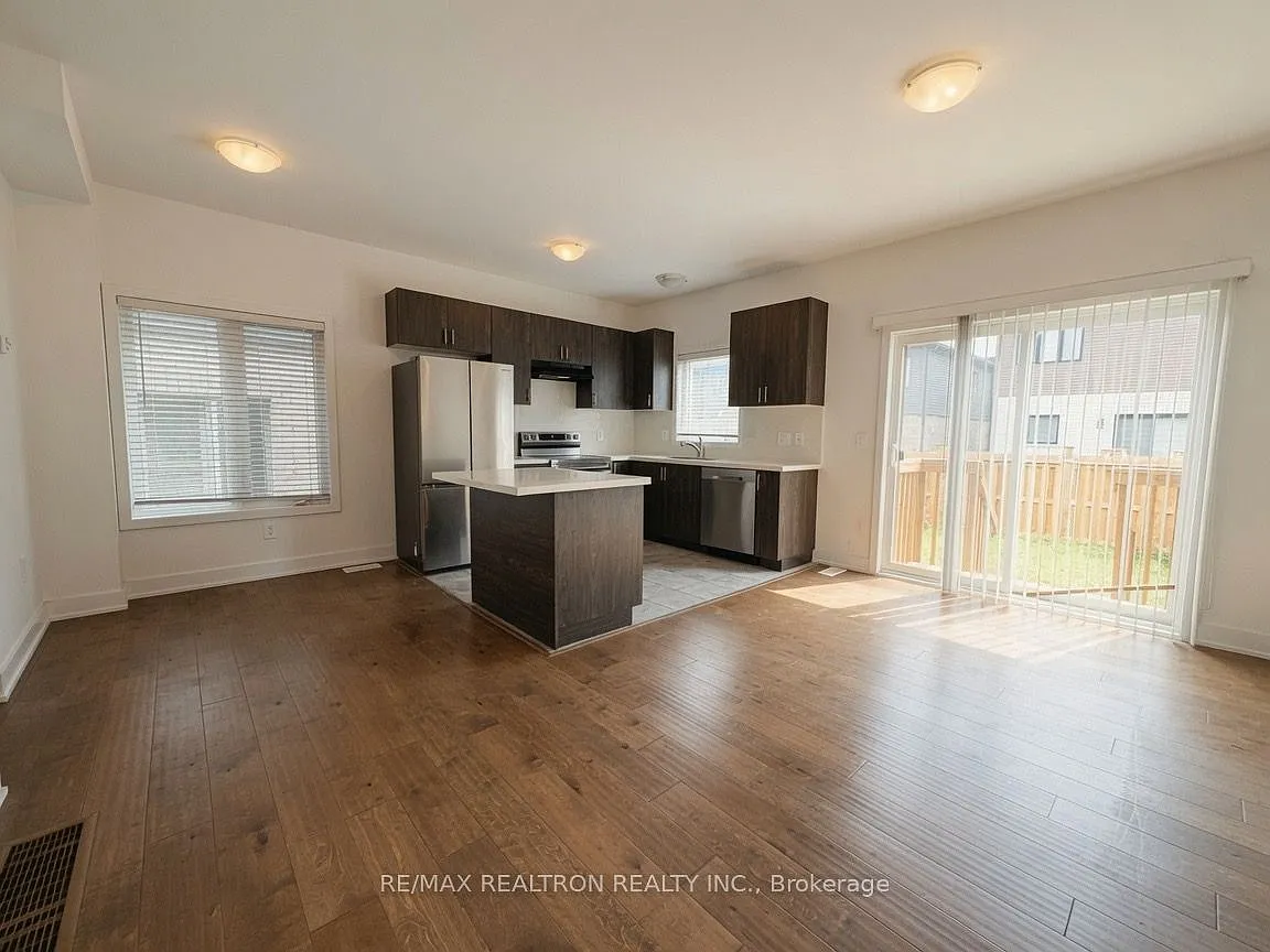 3 bed, $2,600 — Photo 4