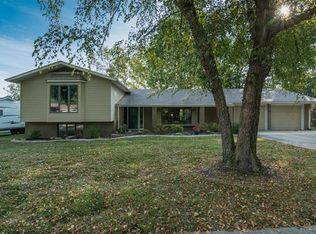 23 Foreman Dr, Glen Carbon, IL 62034