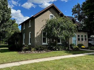 400 Park St, Wakarusa, IN 46573