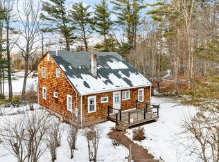 24 Lufkin St, Essex, MA 01929