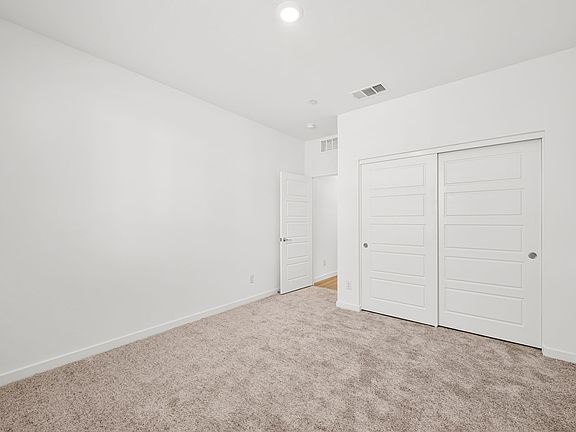 5 web or mls 129 Preston Terrace 5