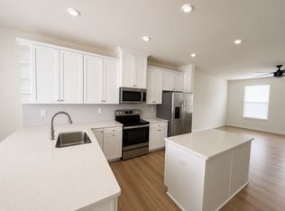 6208 Cleburne Ct, Charlotte, NC 28217