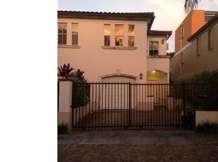 2947 Center St, Miami, FL 33133