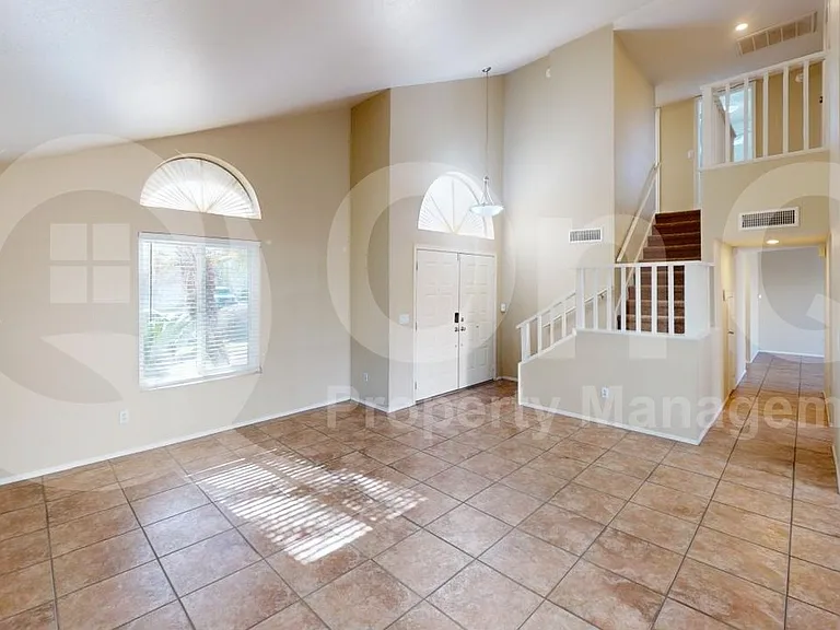 4314 E Frye Rd — Photo 8