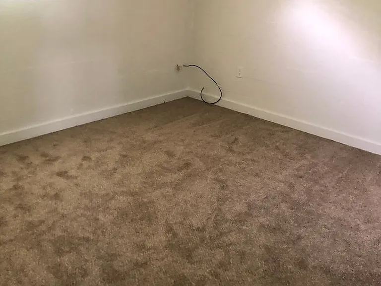 MP-Oak Tree Apartments — Photo 8
