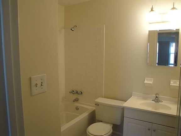 5th image of 2005 Mount Marcy Cir