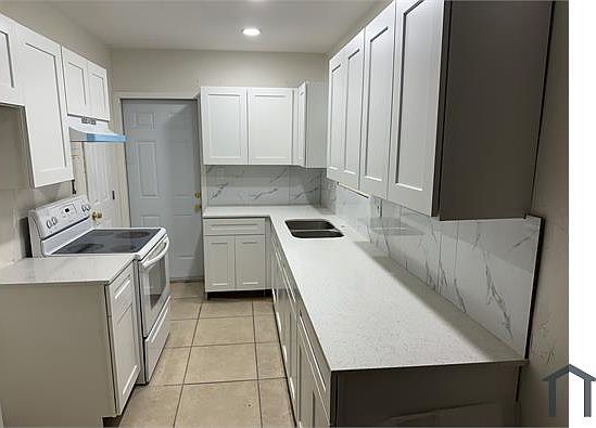 2nd image of 4141 SW 32nd Dr