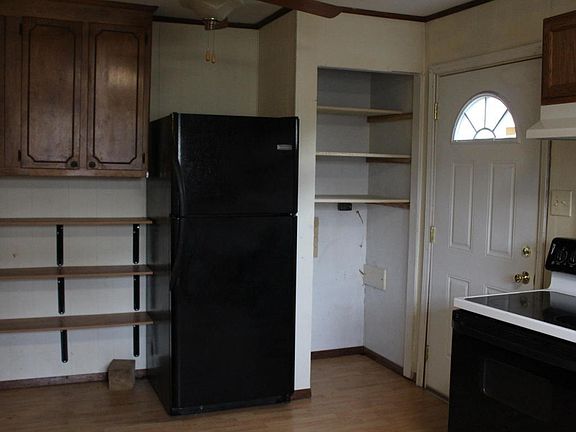 5th image of 224 Mitchell Rd