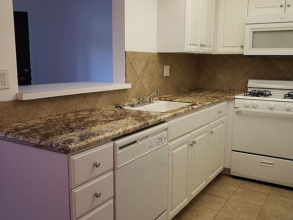 5th image of 1246 Euclid St #11