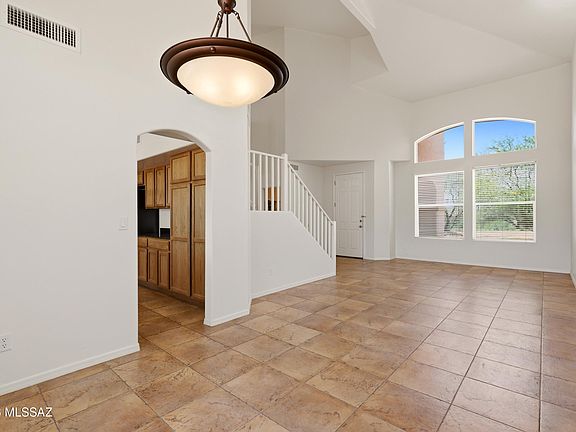 5th image of 1841 Rosalia Ct