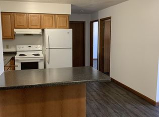 1104 10th Ave N APT 9, Onalaska, WI 54650