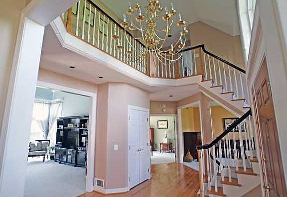 2nd image of 6 Elatia Cir