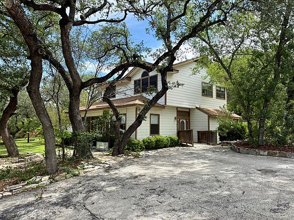 2nd image of 4748 Eck Ln